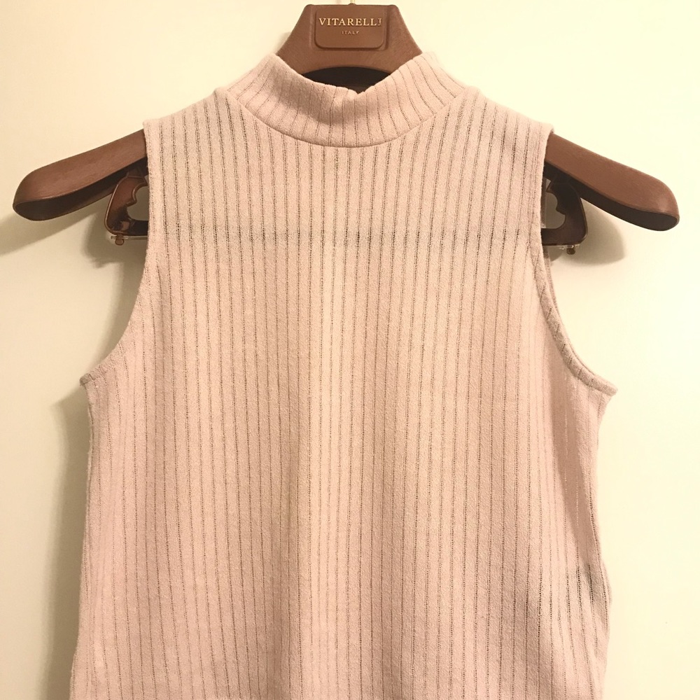 Turtleneck short sleeve in light pink